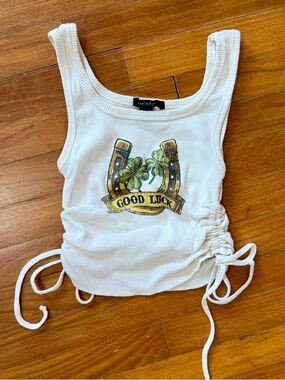 Forever 21 “Good Luck” Horseshoe Tank Top | S | White, Ribbed Crop